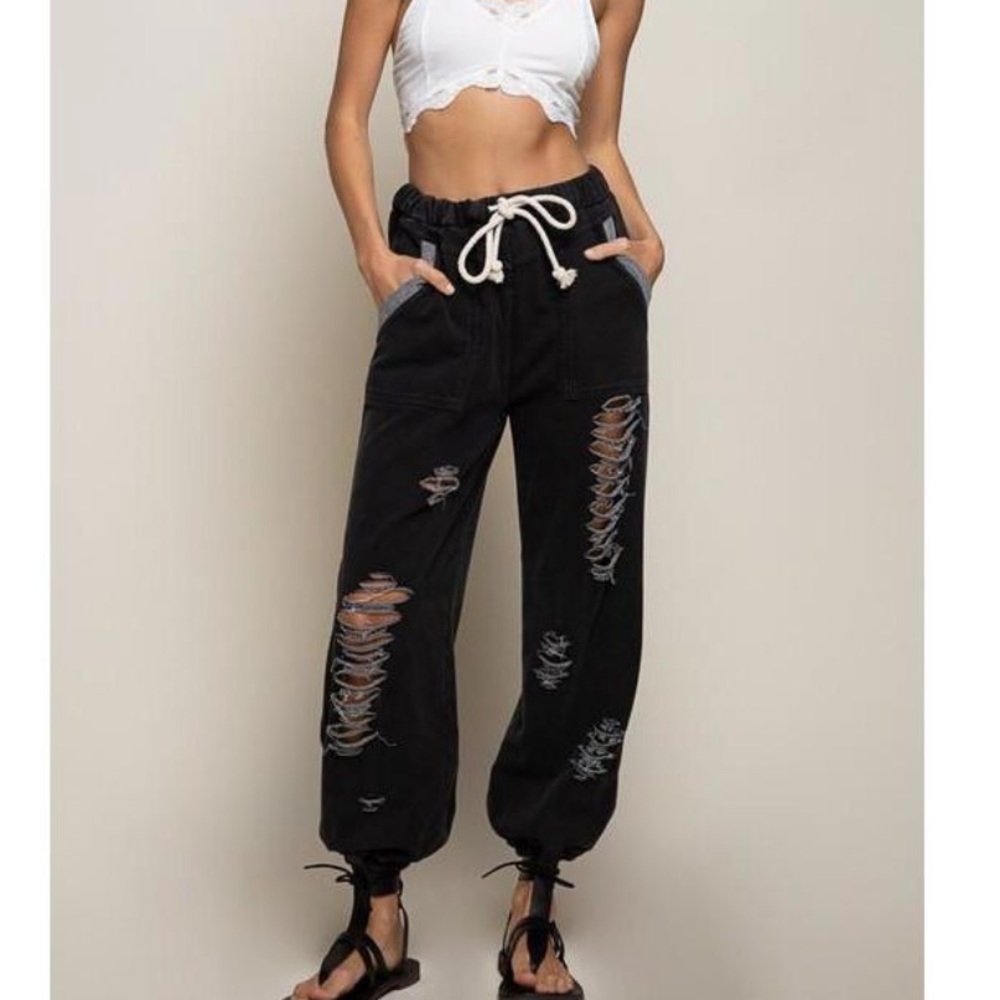 Distressed joggers